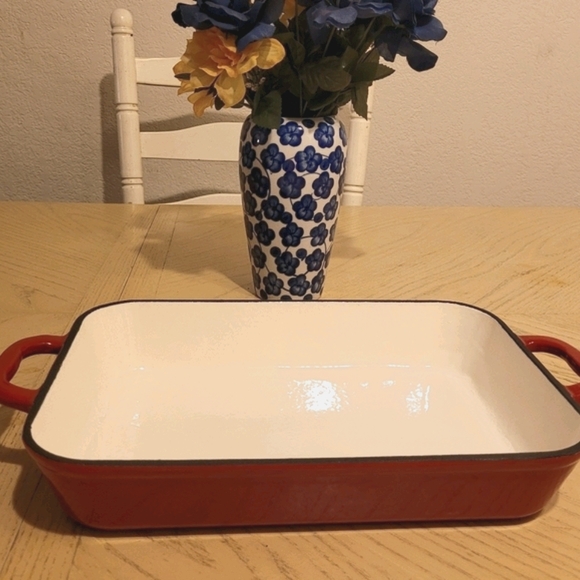 Red Cast Iron Pot & Dish Bundle with Basting Brush - Picture 2 of 6